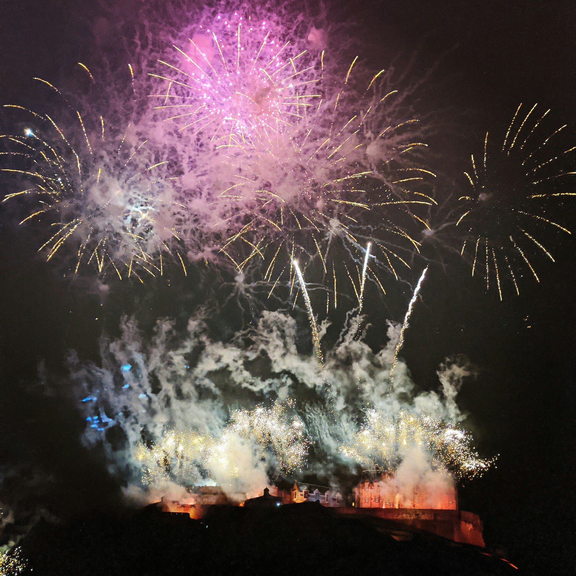 Hogmanay fireworks at Edinburgh Castle